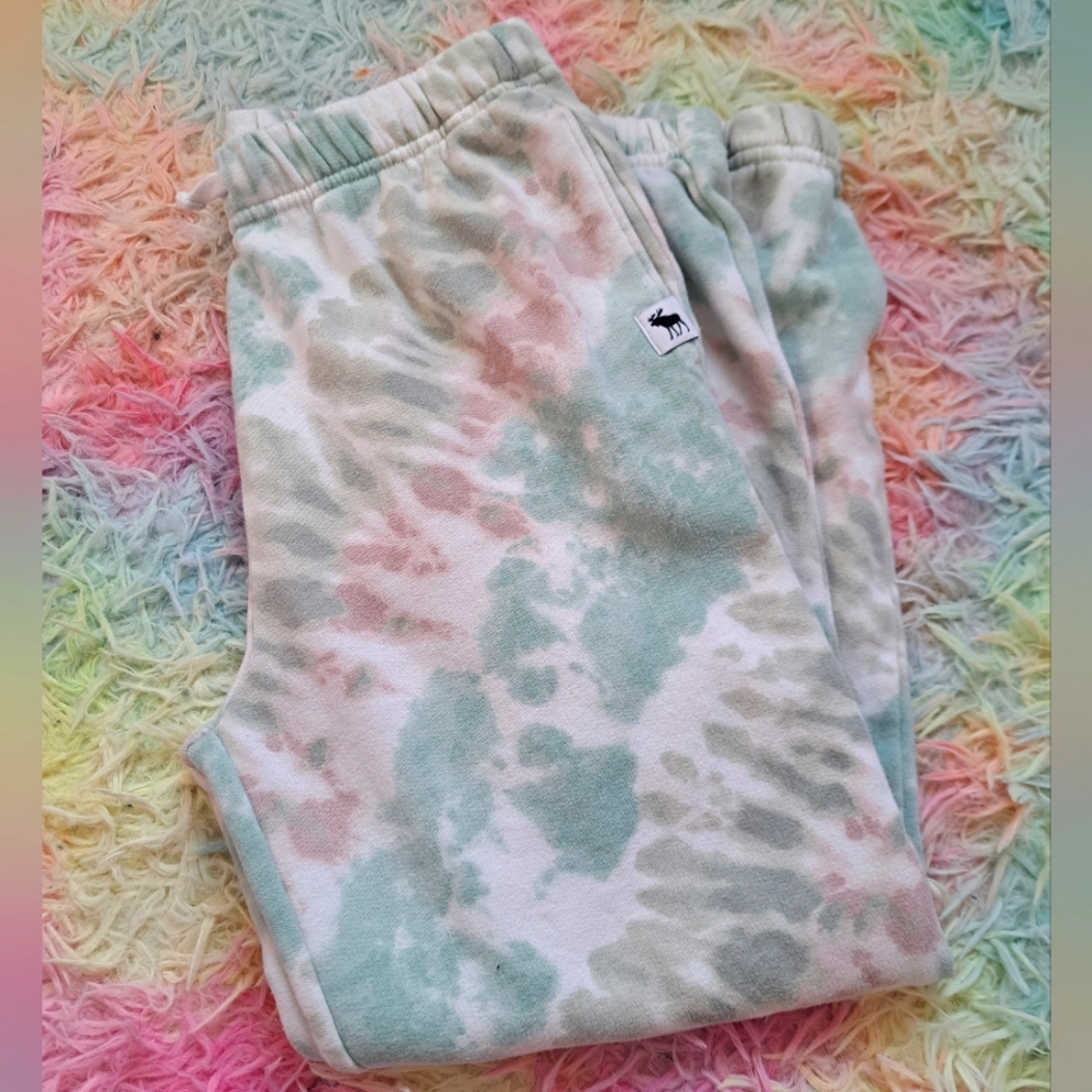 Sweat pants